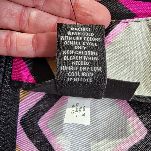 NWT Lane Bryant A Line Geometric Print Skirt Pockets Pink Black Retro Size 22 - Picture 9 of 11